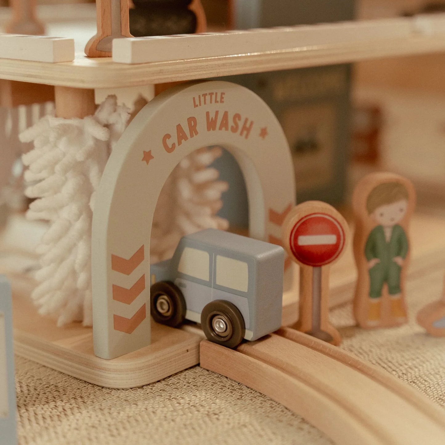 Wooden Play Garage