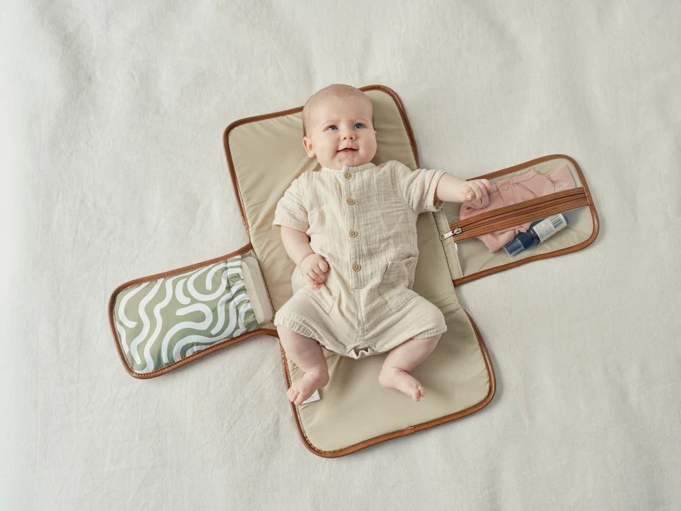 Change Mat Clutch Green Squiggle