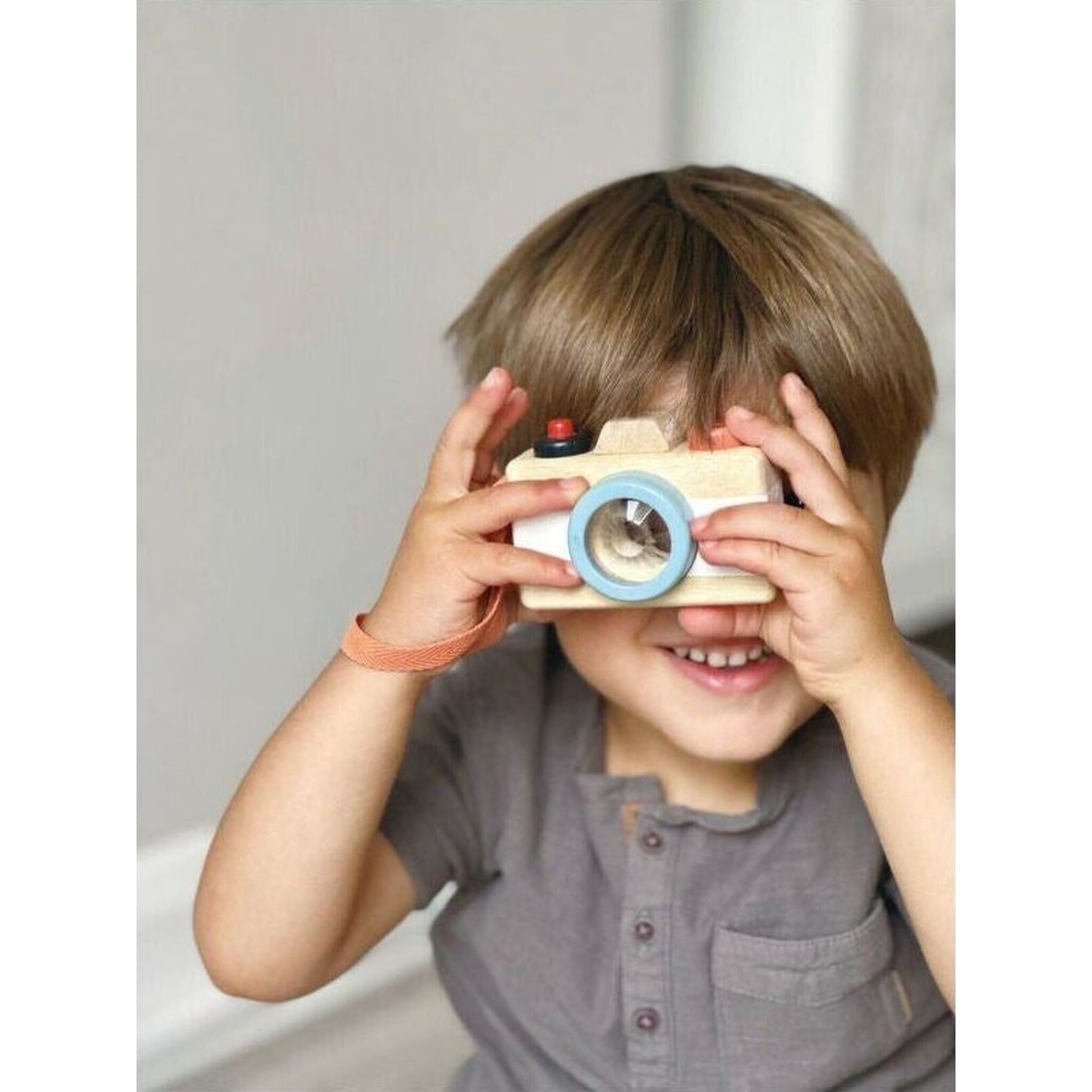 Wooden Toy Camera – children's product by Mentari | Aster & Ruby