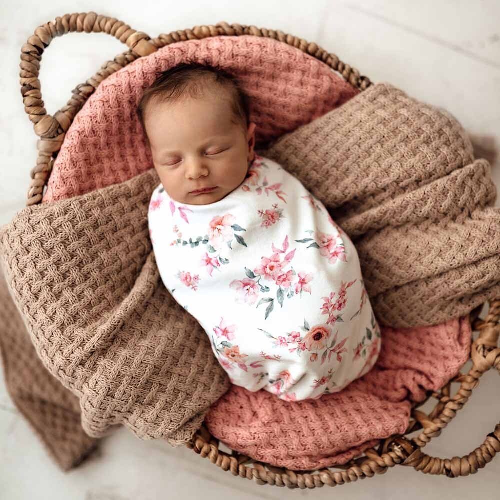 Camille Organic Snuggle Swaddle & Topknot Set - Aster & Ruby