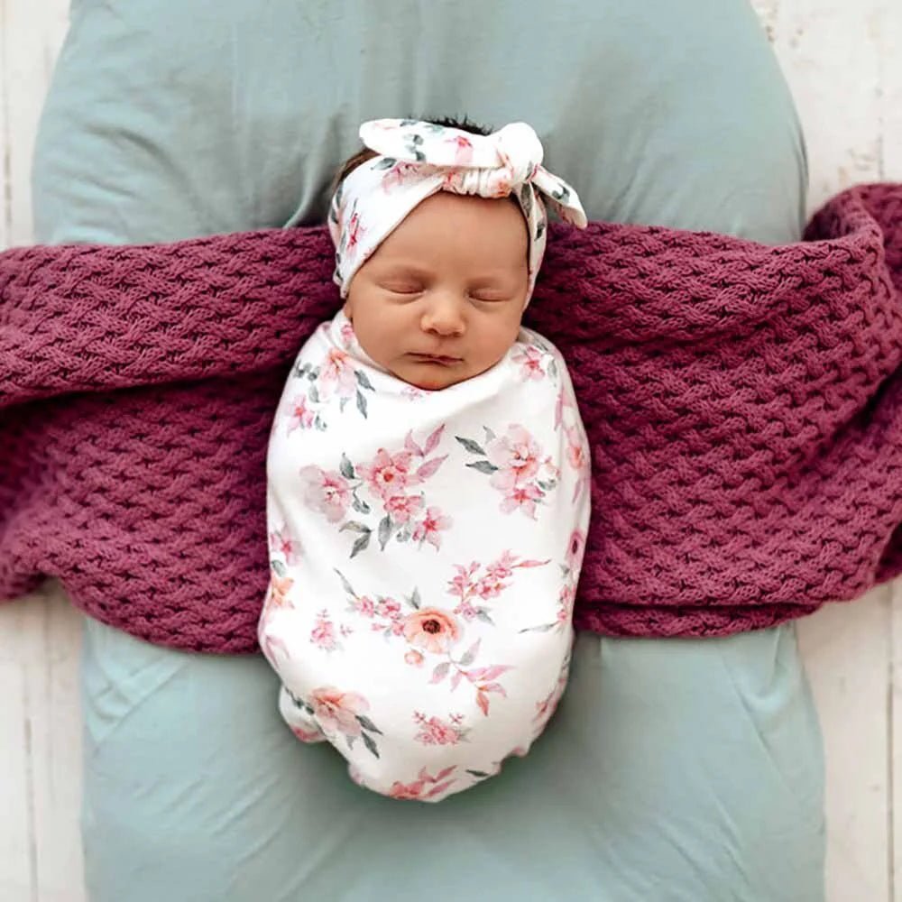 Camille Organic Snuggle Swaddle & Topknot Set - Aster & Ruby