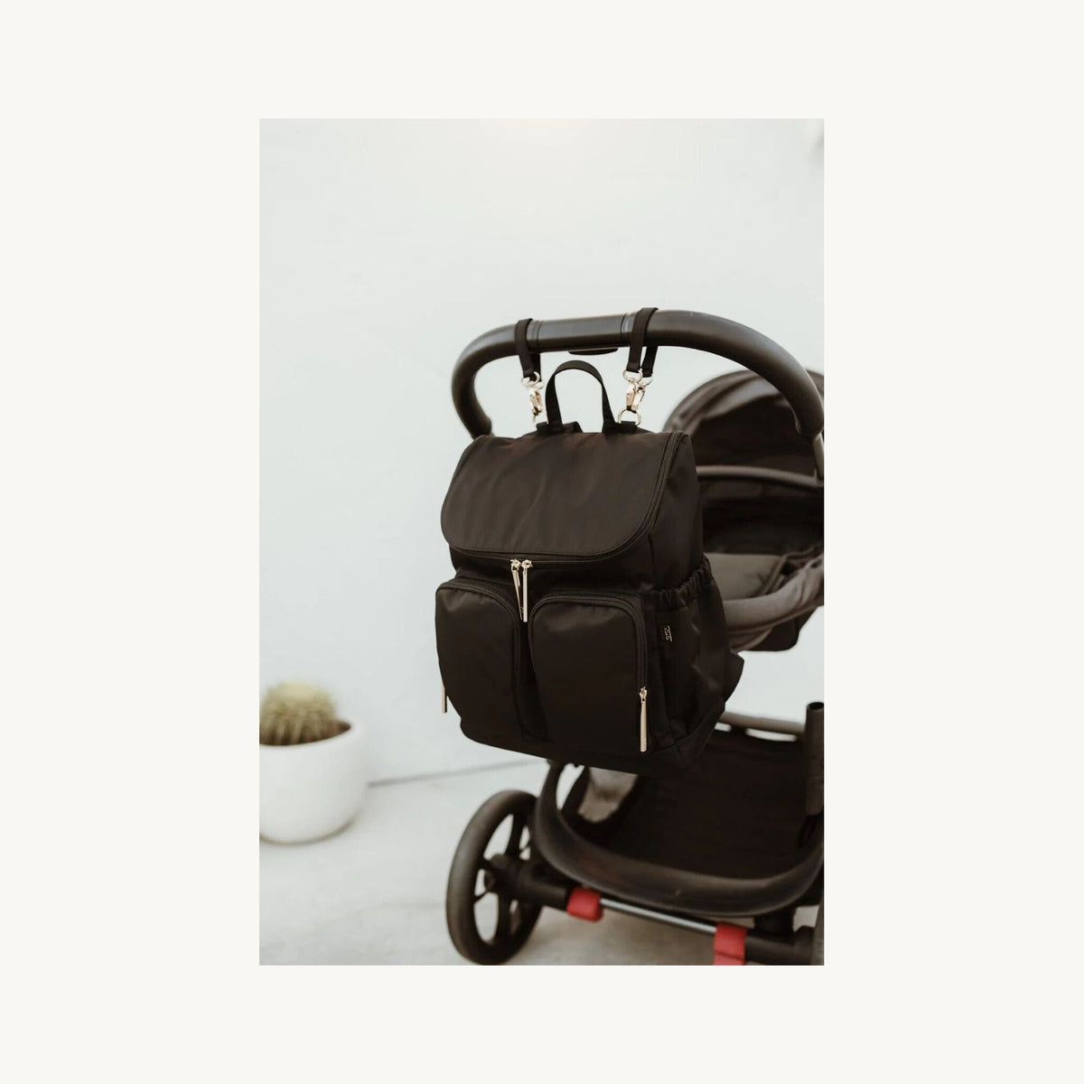 OiOi Signature Nappy Backpack Black Nylon | Aster & Ruby