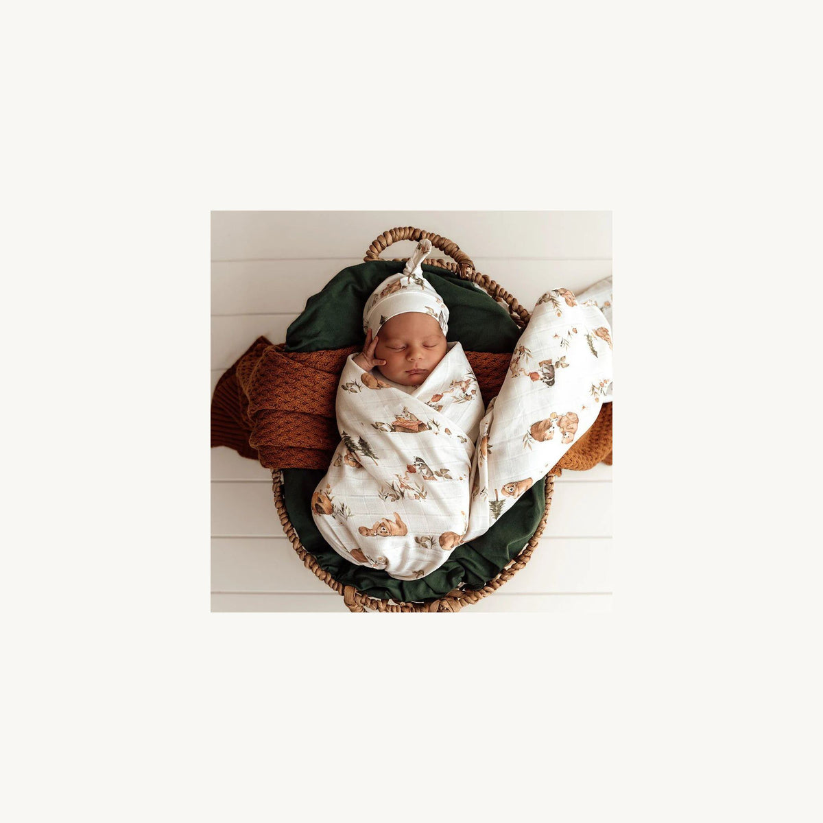 Snuggle Hunny Kids Organic Muslin Wrap Bears | Aster & Ruby
