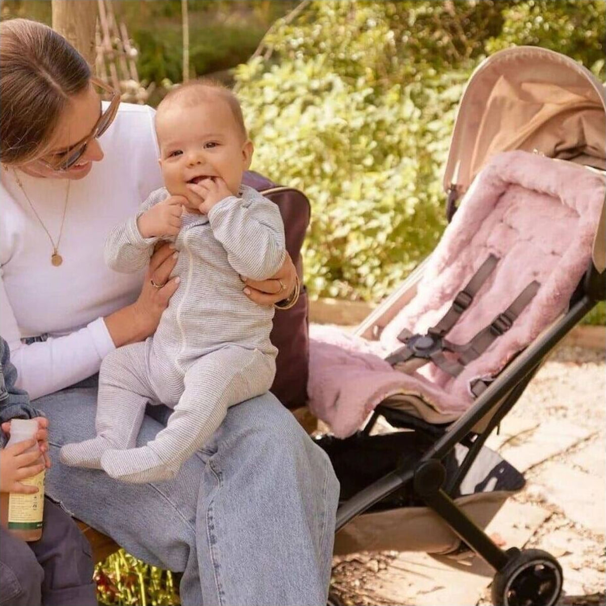 OiOi Reversible Cozy Fleece Pram Liner Garden Party | Aster & Ruby