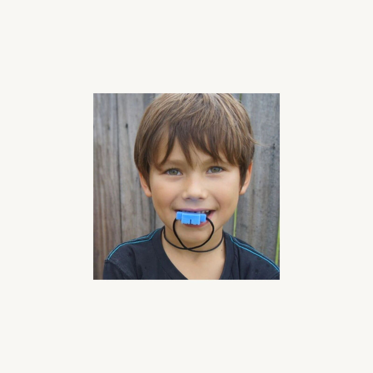 Jellystone Robot Chew Pendant Blue Hawaiian | Aster & Ruby