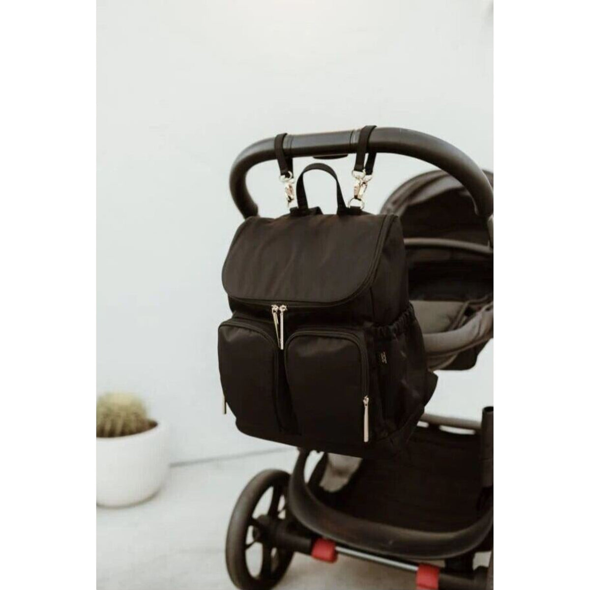 OiOi Signature Nappy Backpack Black Dimple | Aster & Ruby