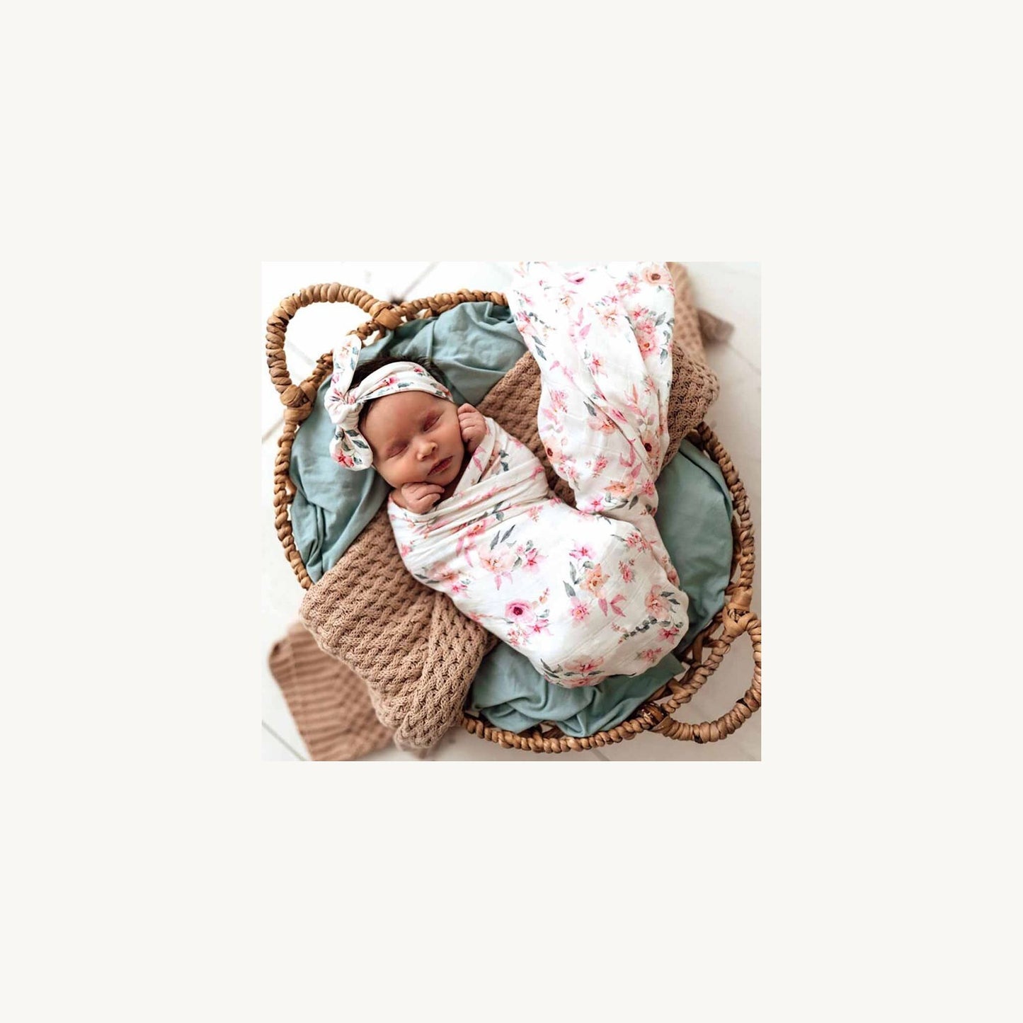Organic Muslin Wrap Camille – children's product by Snuggle Hunny Kids | Aster & Ruby