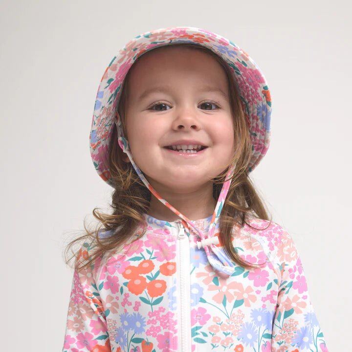 SWIM BUCKET HAT Berry Garden – XS, S, M – Aster & Ruby