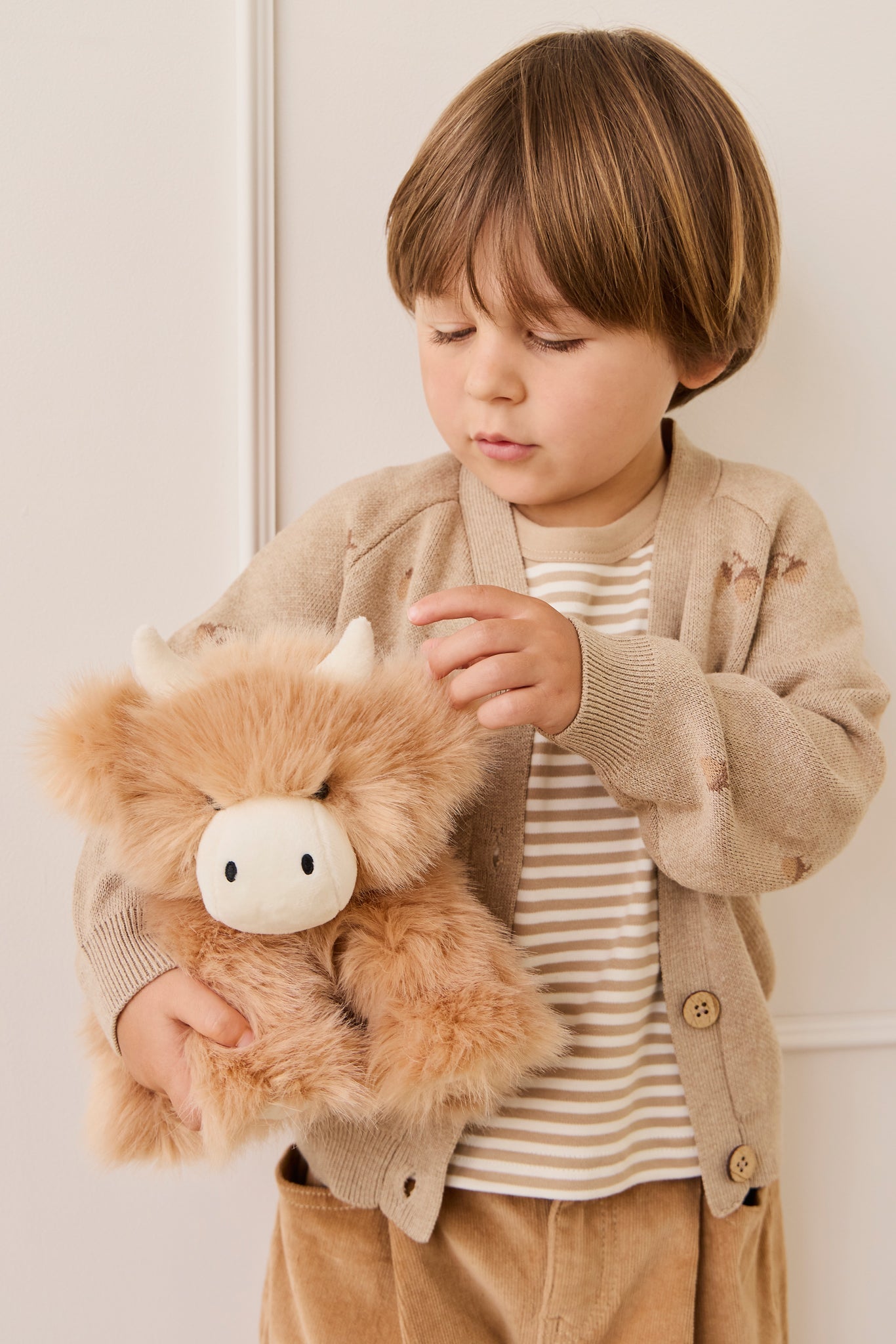 Snuggle Bunnies – Hilda The Highland Cow (Caramel)