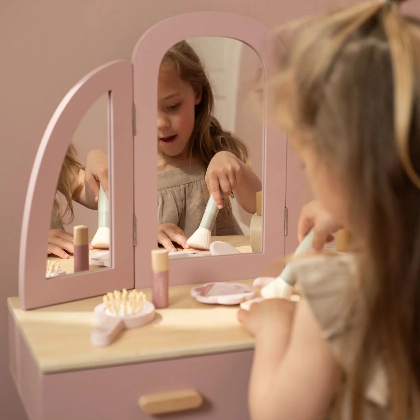 Large Dressing Table with Mirror