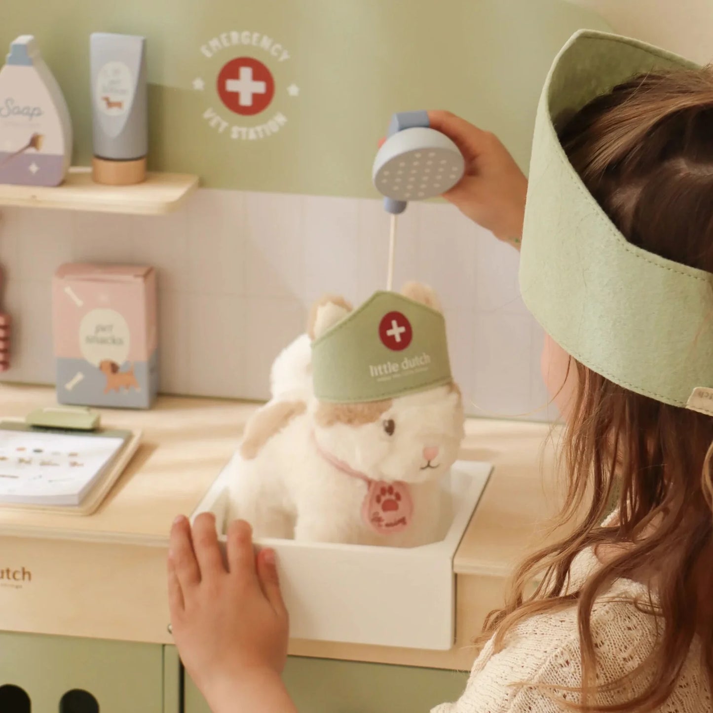 Wooden Play Veterinary Set