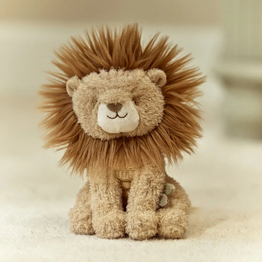 Cuddle Lion 17cm
