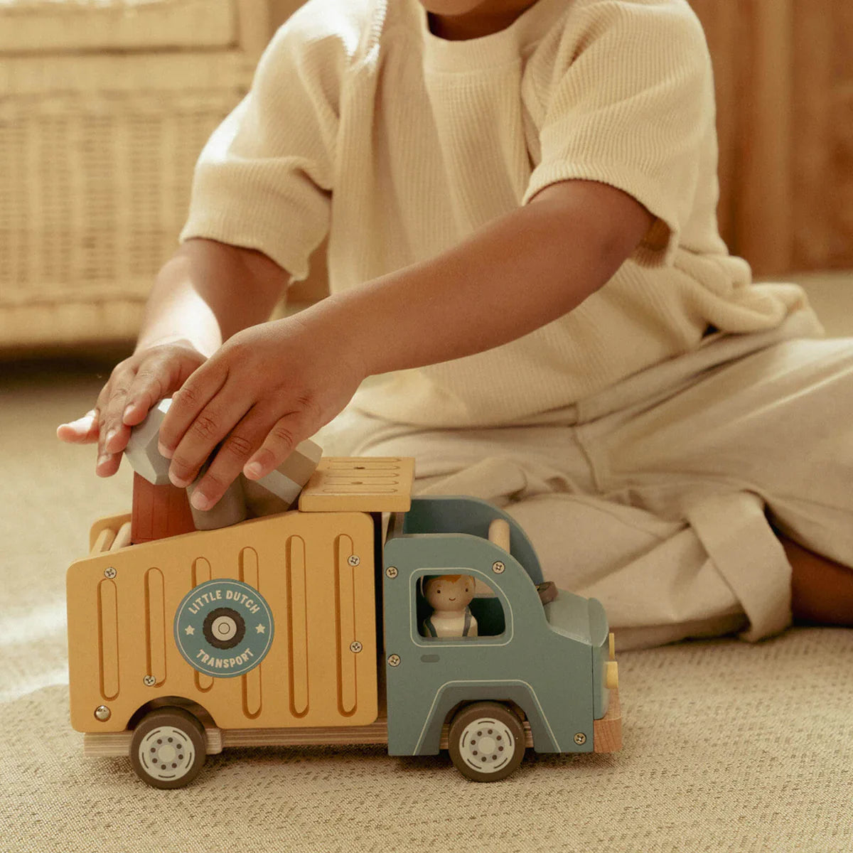 Wooden Garbage Truck