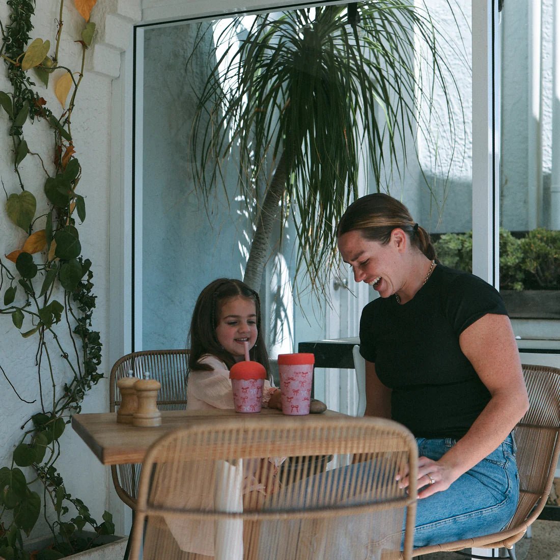 Bows Mini Smoothie Cup & Straw 200ml - Aster & Ruby