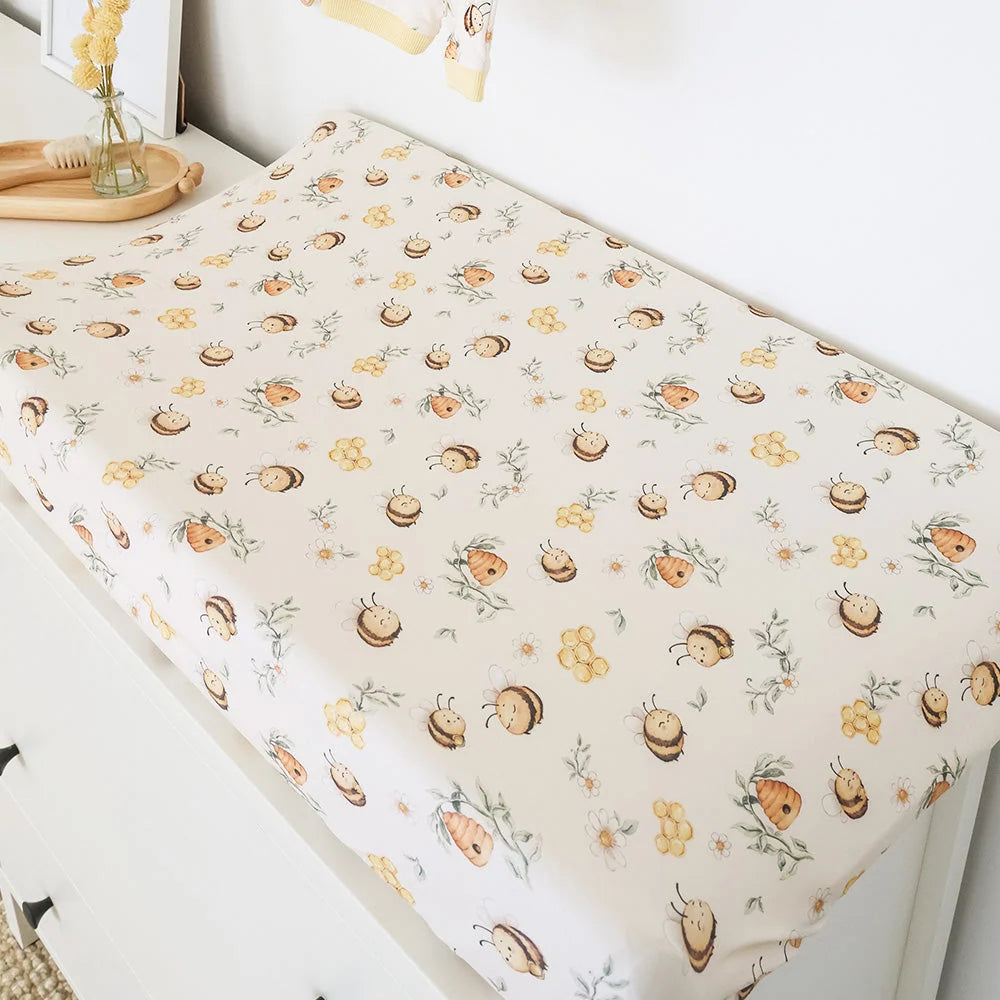Bumblebees Organic Bassinet Sheet / Change Pad Cover