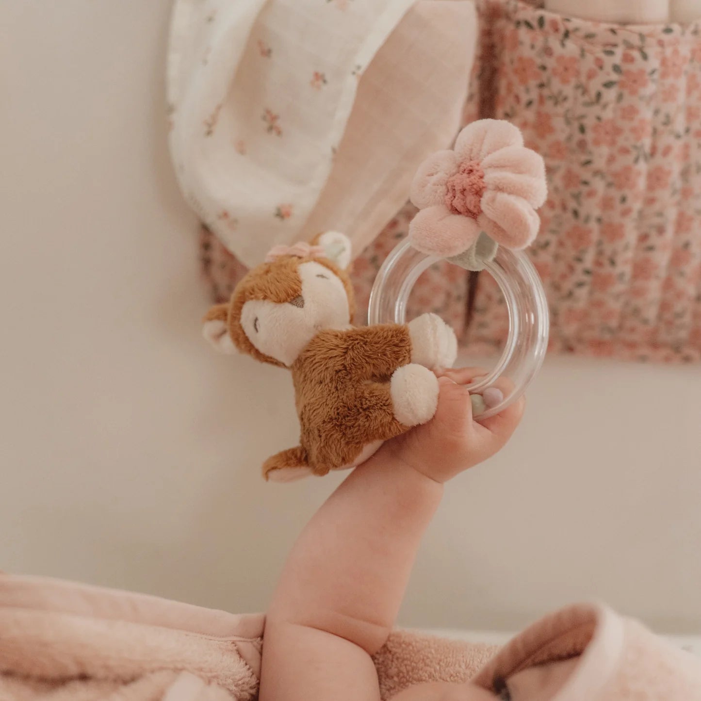 Fairy Garden Rattle Ring Deer - Aster & Ruby