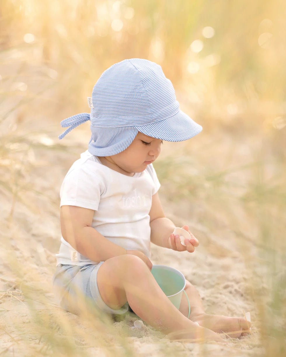 Flap Cap Baby Sky - Aster & Ruby
