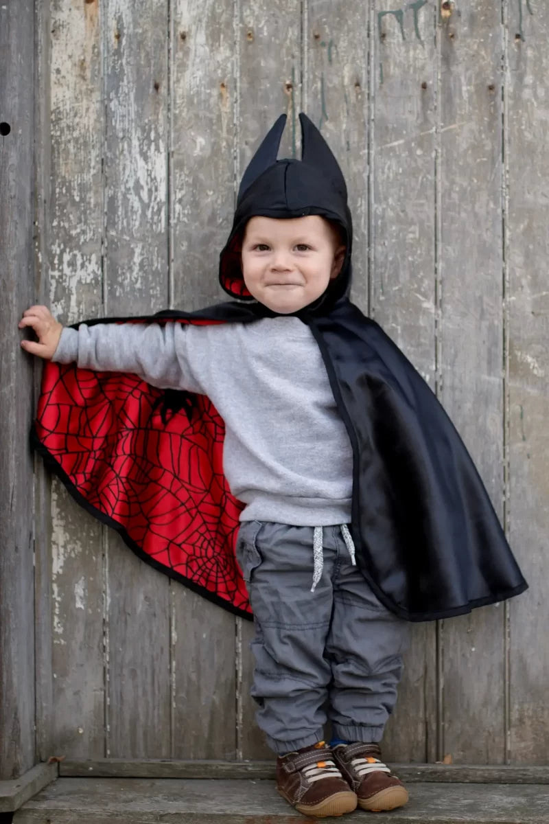 Great Pretenders Reversible Spider/Bat Flowing Cape Toddler 2-3 | Aster & Ruby