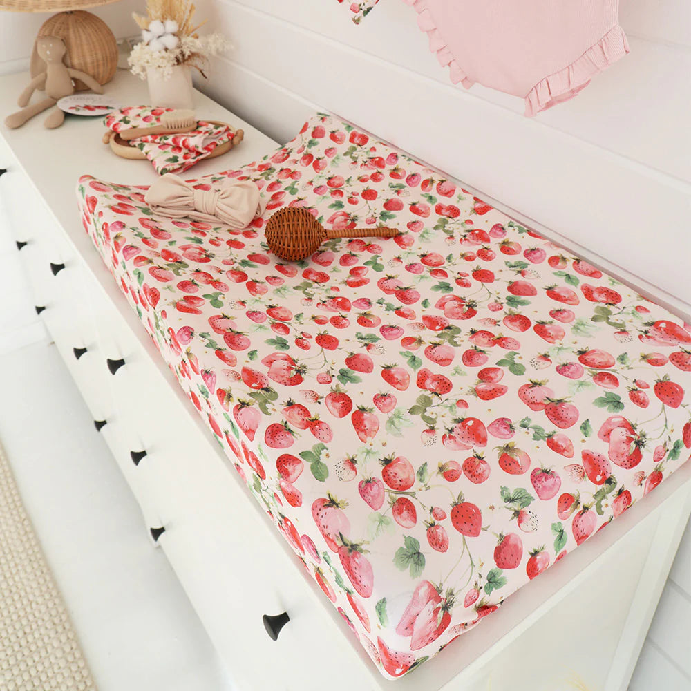Strawberry Organic Bassinet Sheet / Change Pad Cover
